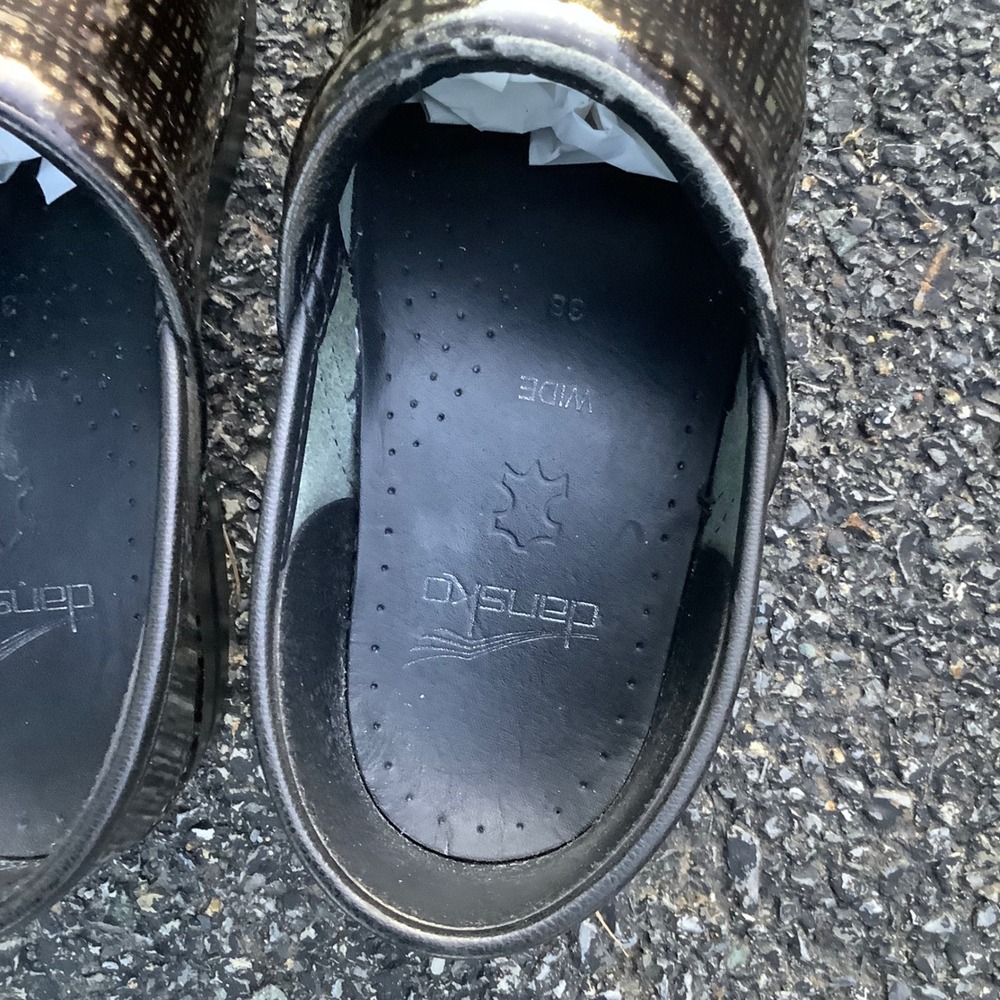 Dansko Professional Wide Clogs Bronze Grid Patent Leather Nursing Shoes EU 38 - Picture 5 of 16